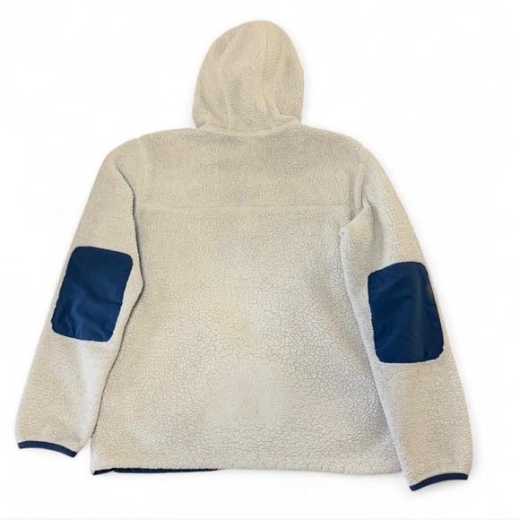 The North Face Men's Cream and Navy Sherpa 1/4 Zip-Up Sweater - Picture 2 of 6